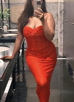 Divya - escort in Chennai Photo 3 of 7