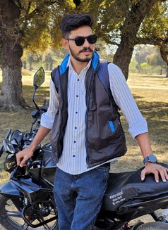 Krishna - Male escort in Jodhpur Photo 2 of 8
