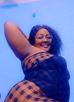 Reyna - escort in New Delhi Photo 1 of 2