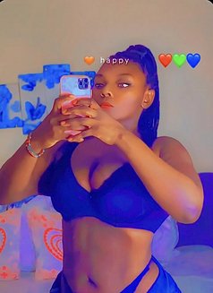 Kim - எஸ்கார்ட் in Noida Photo 3 of 3