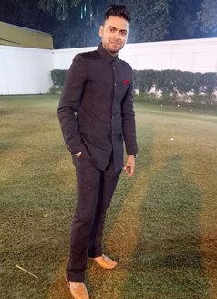 Rav - Male ఎస్కార్ట్ in New Delhi Photo 6 of 6