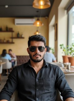 Akash massager - Male एस्कॉर्ट in Candolim, Goa Photo 6 of 9