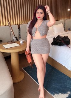 Sumi - escort in Mumbai Photo 1 of 3
