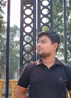 Sumantac - Male escort in Kolkata Photo 2 of 2