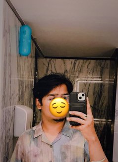 Aman - Male escort in Bangalore Photo 3 of 4