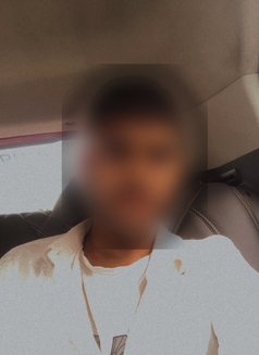 Vegeta - Male एस्कॉर्ट in New Delhi Photo 2 of 7