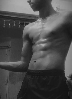 Raj - Male escort in Kolkata Photo 3 of 3