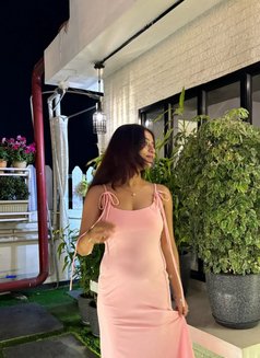 Shreya - escort in Kochi Photo 6 of 6