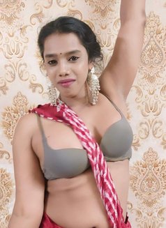Transexual Chennai Meghna - Transsexual escort in Chennai Photo 3 of 4