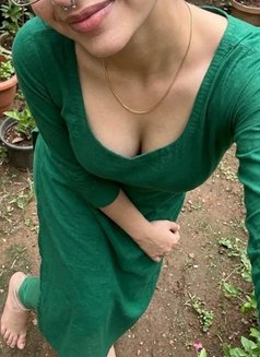 Rose - एस्कॉर्ट in Tirupati Photo 1 of 5