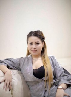 Diya Sharma Indipendent - ఎస్కార్ట్ in Jaipur Photo 3 of 4