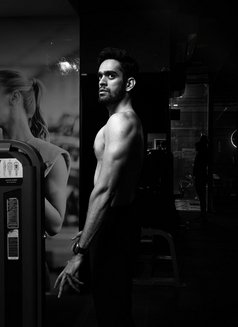 M60 - Male escort in Thane Photo 1 of 2