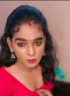 Shemale Chennai Keerthana - Transsexual escort in Chennai Photo 1 of 4