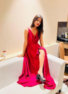 Vedika - escort in New Delhi Photo 4 of 4