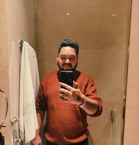 Abhilash Tri - Male एस्कॉर्ट in Kanpur