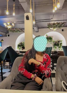 Tanvi Krishnan - एस्कॉर्ट in Bangalore Photo 3 of 3