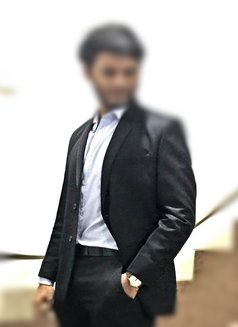 Rahul - Male escort in Mumbai Photo 2 of 2