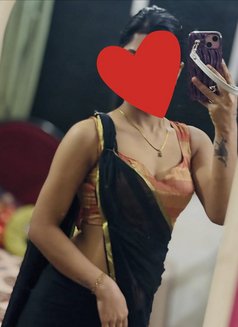 ️🤍Cam show 🫦and real meet🤍 - एस्कॉर्ट in Chennai Photo 1 of 2