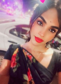 Shemale Chennai Apsara - Transsexual escort in Chennai Photo 1 of 3