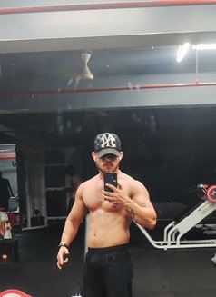 Unknownmanforyouahmedabad - Male escort in Ahmedabad Photo 1 of 4