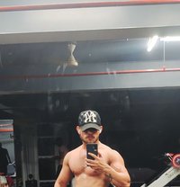 Unknownmanforyouahmedabad - Male ఎస్కార్ట్ in Ahmedabad