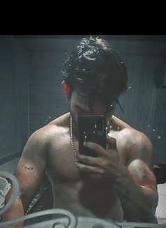 Unknownmanforyouahmedabad - Male escort in Ahmedabad Photo 4 of 4