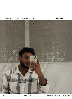 Mickle - Male escort in Chennai Photo 1 of 4