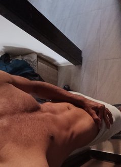 Ryan - Male escort in Mumbai Photo 2 of 3