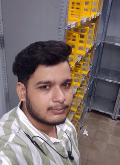 Sikander - Male escort in Mumbai Photo 2 of 4