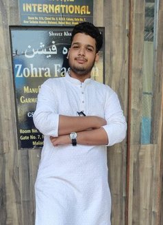 Sikander - Male escort in Mumbai Photo 3 of 4