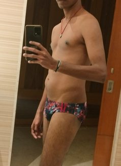 Krishnachowdary - Male எஸ்கார்ட் in Hyderabad Photo 2 of 4