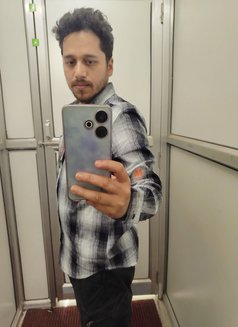 Rahul445bartwal - Male এস্কর্ট in Mumbai Photo 1 of 3