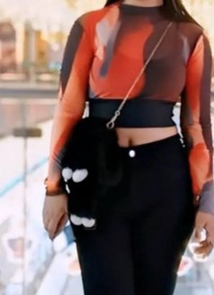 Anshika - एस्कॉर्ट in New Delhi Photo 1 of 7