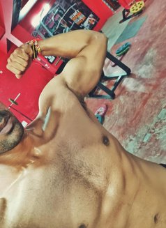 Mickey Singh - Male এস্কর্ট in Raipur Photo 2 of 3