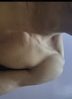 A J Divine nuru massage specialist - Male বয়স্ক পারফর্মার in Pune Photo 4 of 5