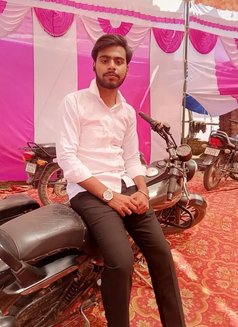 Rohit Dubey - Male एस्कॉर्ट in Lucknow Photo 1 of 1