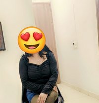 Ruhi - এস্কর্ট in Noida