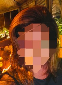 Renee - এস্কর্ট in Mumbai Photo 1 of 14