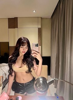 Dia - এস্কর্ট in Kolkata Photo 3 of 5