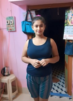 I'm Simran Independent Girl With Place - एस्कॉर्ट in New Delhi Photo 6 of 7