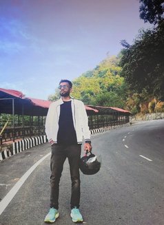 Abhinash - Male escort in Kolkata Photo 7 of 9