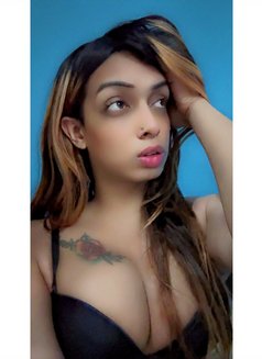 Big Dick Shemale Ruhi Paul - Transsexual எஸ்கார்ட் in New Delhi Photo 2 of 10