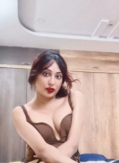 🆂🆄🅽🅰🆈🅽🅰 HONEST FEMININE COURTESAN - Transsexual எஸ்கார்ட் in Kolkata Photo 24 of 30