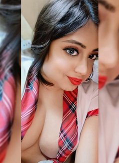 🆂🆄🅽🅰🆈🅽🅰 HONEST FEMININE COURTESAN - Transsexual எஸ்கார்ட் in Kolkata Photo 7 of 30