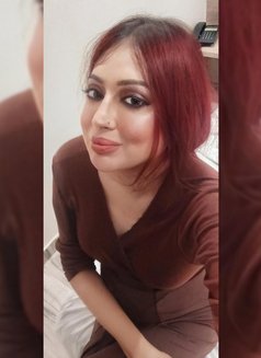 🆂🆄🅽🅰🆈🅽🅰 HONEST FEMININE COURTESAN - Transsexual escort in Kolkata Photo 29 of 30