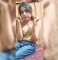 🆂🆄🅽🅰🆈🅽🅰 HONEST FEMININE COURTESAN - Transsexual escort in Kolkata