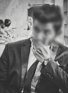 Hard Pounder - Male escort in Bangalore Photo 1 of 3