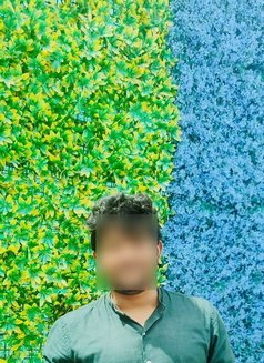 Hard Pounder - Male escort in Bangalore Photo 2 of 3