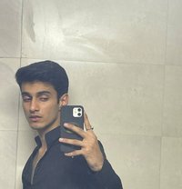 Big Guy - Male এস্কর্ট in Kolkata