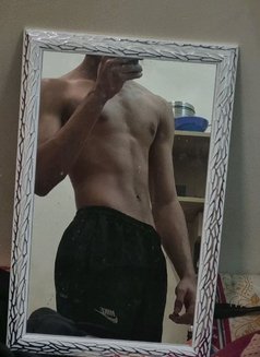 Big Guy - Male এস্কর্ট in Kolkata Photo 5 of 6